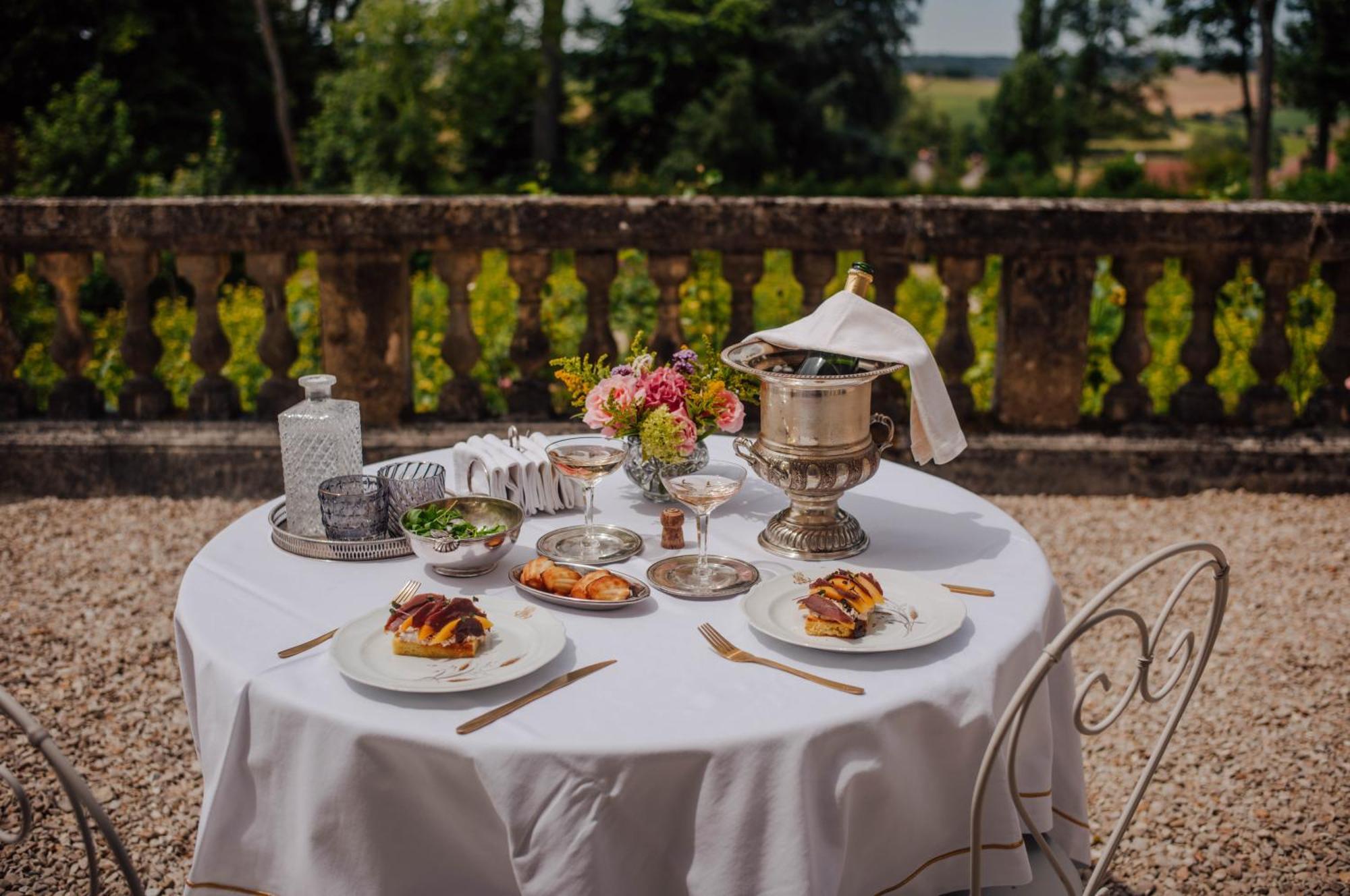Chateau De Picheny Luaran gambar